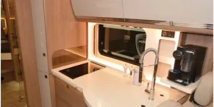 Morelo Empire Liner 93 LO A-class motorhome kitchen