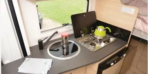 Chausson-S514-First-Line-motorhome-kitchen-72539