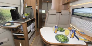 Dreamer-interior-table-food-72605