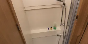 Dreamer-shower-17482