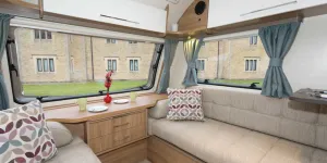 The-eliptial-design-in-the-cushions-is-the-only-pattern-in-the-decor-64832