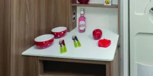 The-dresser-gives-you-lowerand-upper-cabinets-plus-extra-ktichen-surface--w500-20218