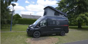 Dreamer D43 Up Addict high-top rising roof campervan