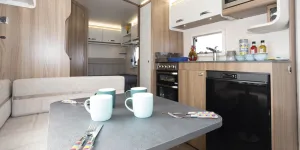 Swift-Siena-dining-space-36906
