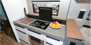 Niesmann-Bischoff-Flair-920-kitchen-25905