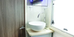 Broadway_FB_bathroom_sink-03848