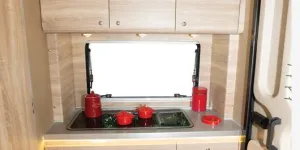 Freedom-Carpento-310-kitchen-courtesy-of-Richard-Chapman-50620