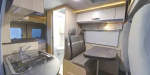 Globecar-Summit-seating-and-table-13632