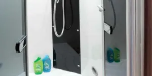 Benimar_Mileo_264_shower-20689