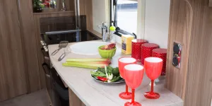 web-Bags-of-surface-space-and-a-cavernous-cabinet;-this-kitchen-is-a-star-performer-92853