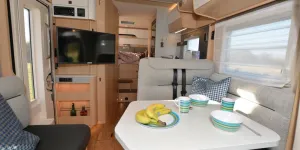 Hymer-B-MC-T550-view-aft-28709