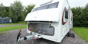 A-wider,-sleeker-design-gas-bottle-compartment-w800-33864