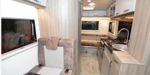 Moto-Trek-Xplora-ELD-interior-96791