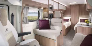 07_Alliance_Silver_Edition_79_4T-interior-89622
