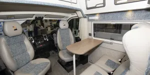 IH-600-interior-cab-31941