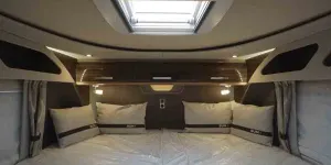 Knaus-double-bed-98603