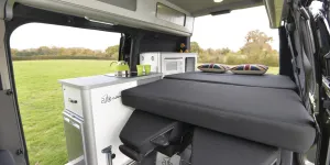 Auto_Camper_seats_bed-60364
