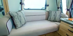 Fabric-styling-is-stunning-and-very-simple-34990