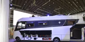 Niesmann + Bischoff Flair 880 A-class motorhome
