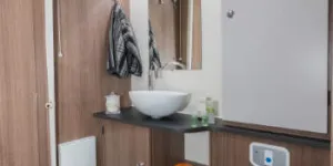 The-washbasin-toilet-area-can-be-secluded-by-a-pleated-partition-w350-53264
