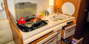 rhp_Hymer kitchen