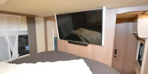 Morelo-Palace-88G-A-class-motorhome-bedroom-29604