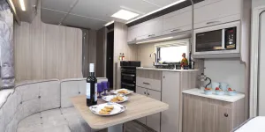 Coachman-dining-and-kitchen-03571