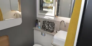 Bailey-Adamo-washroom-31145