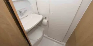 Vantage-Gem-washroom-63445