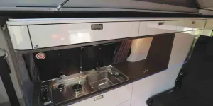 Lunar-kitchen-60941