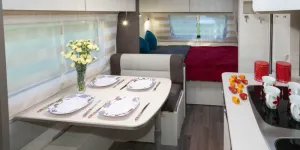 A-true-dining-kitchen,-with-the-double-bed-at-the-front-64145