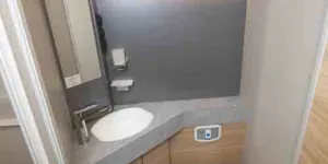 Dethleffs-washroom-20423