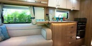 Lots-of-kitchen-storage-space-in-a-suite-of-drawers-and-cabinets-45884