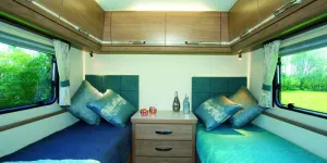 A-beautiful-twin-bed-room---which-can-also-be-used-for-lounging-or-even-dining!-42244
