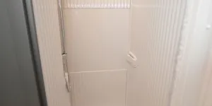 Laika Kosmo H 1319 A-class motorhome washroom