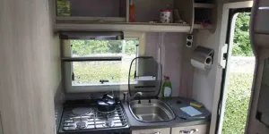 Auto-S-Bourton-kitchen-72010