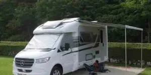 Auto-S-Bourton-exterior-awning-45137