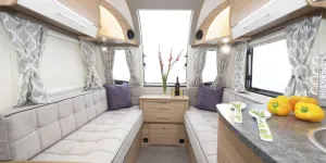 Bailey-settees-15293