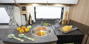 Bailey-kitchen-and-worktop-space-95795