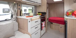 web-1-The-foot-section-of-the-bed-base-is-11cm-higher-than-the-curving-wooden-surround-of-the-bed-box2-55319