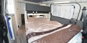 Nugget-bed-03675