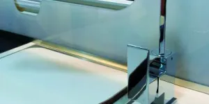Even-the-beautifully-simple-styled-tap-is-worthy-of-comment!-43042