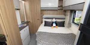 Autograph-bedroom-48453