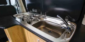 Birchover-S-sink-and-hob-59221