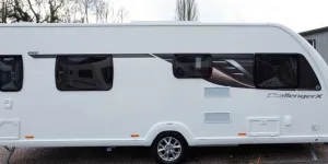 Swift-Challenger-X-880-caravan-58316