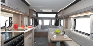 Coachman-Acadia-660-Xtra-interior-(credit-Richard-Chapman)-94613