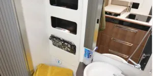 Dreamer-D51-Select-campervan-washroom-03361