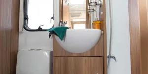 The-toilet-is-against-the-back-wall;-only-Bailey-produces-this-layout-72631