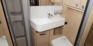 Hymer-B-MC-washroom-13467