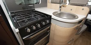 Hymer-B-MC-kitchen-59982
